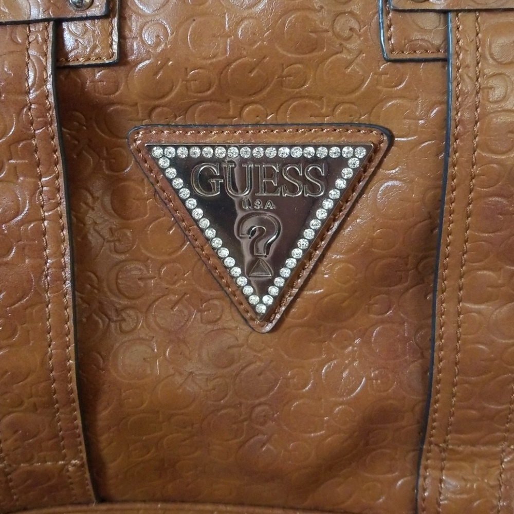 Guess Purse - Picture 2 of 6